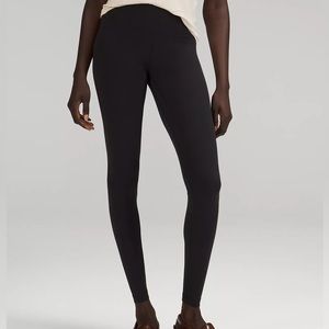 Lululemon 31” Black Align Leggings